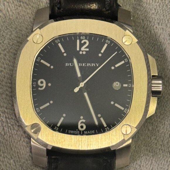 Burberry 'The Britain' Watch - Pristine Condition - Picture 4 of 4